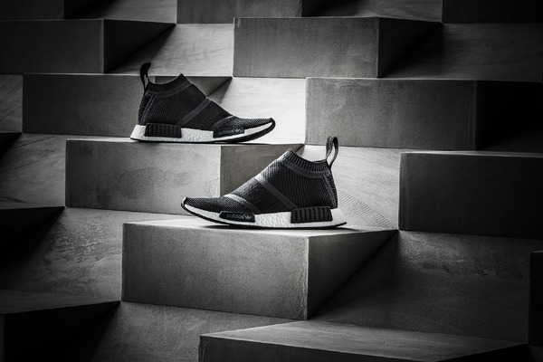 アディダス オリジナルス「NMD_CS1 WINTER WOOL」