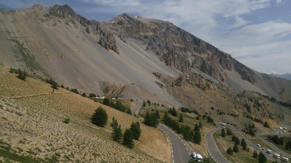 2017ツール・ド・フランス最後の大一番となるイゾアール峠