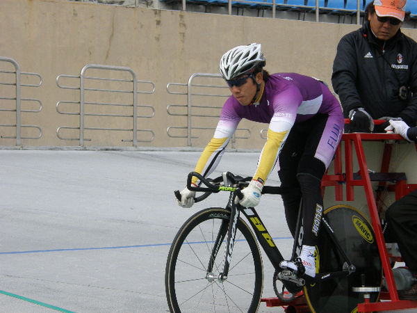 　11月2日に韓国・全州市の自転車競技場で開催された第15回日韓対抗学生自転車競技大会の競技結果。