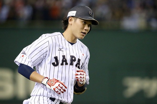 坂本勇人 参考画像 (2014年11月15日） (c) Gettyimages