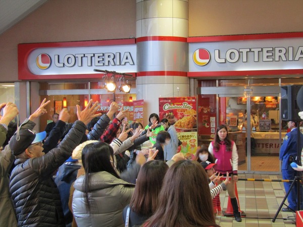 千葉ロッテトークショー 新津田沼駅前（2016年12月21日）