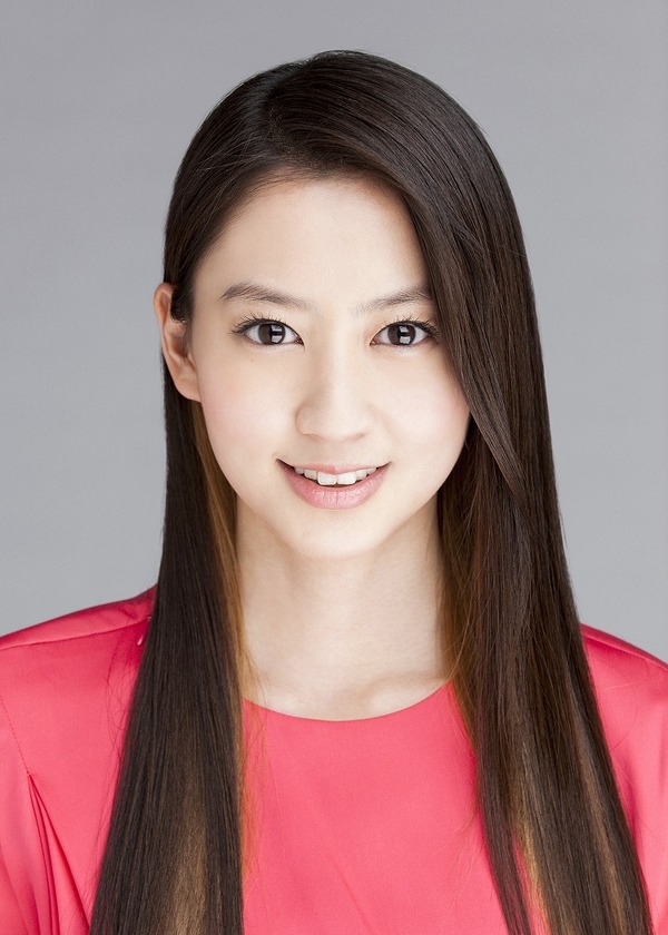 河北麻友子、CANMAKE新CMで恋する女性に