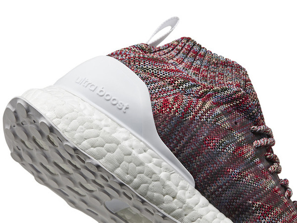 「ULTRABOOST MID KITH」（2万6,000円）