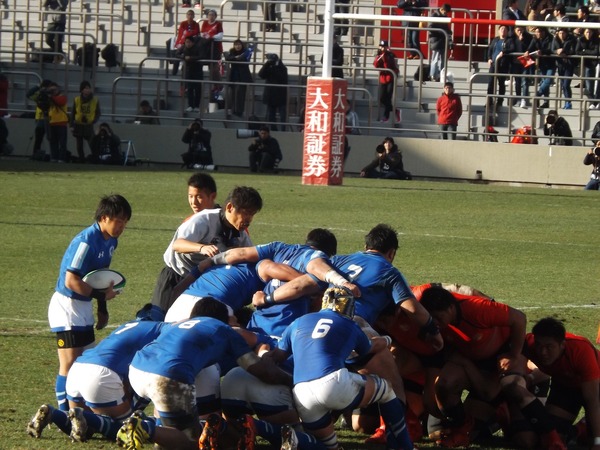 東海大・帝京大のスクラム