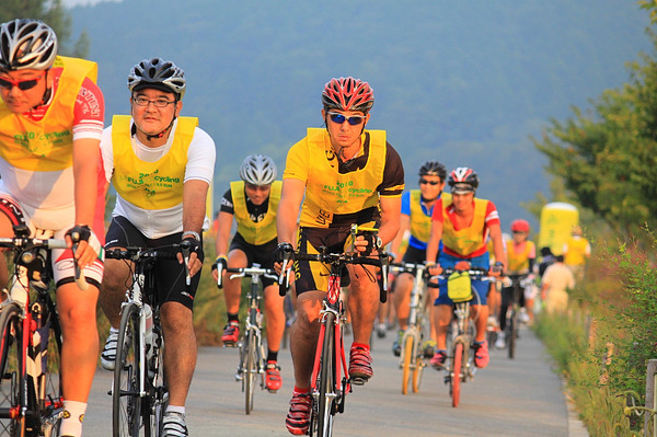 自転車で世界文化遺産の富士山を一周できるサイクリング大会