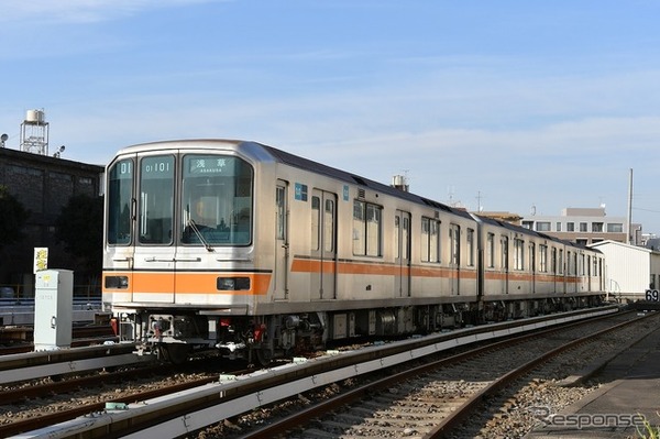 第01編成6両のうち3両は中野車両基地で動態保存されている。