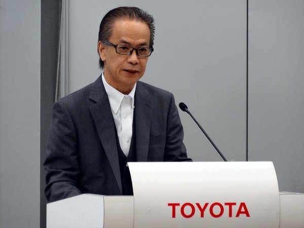 「T-Connect」の発表を行うトヨタ自動車の常務役員兼IT・ITS本部 本部長の友山茂樹氏