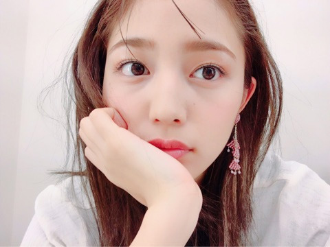 川口春奈、笑顔でファンにメッセージ「ありがとう 大好きだ」