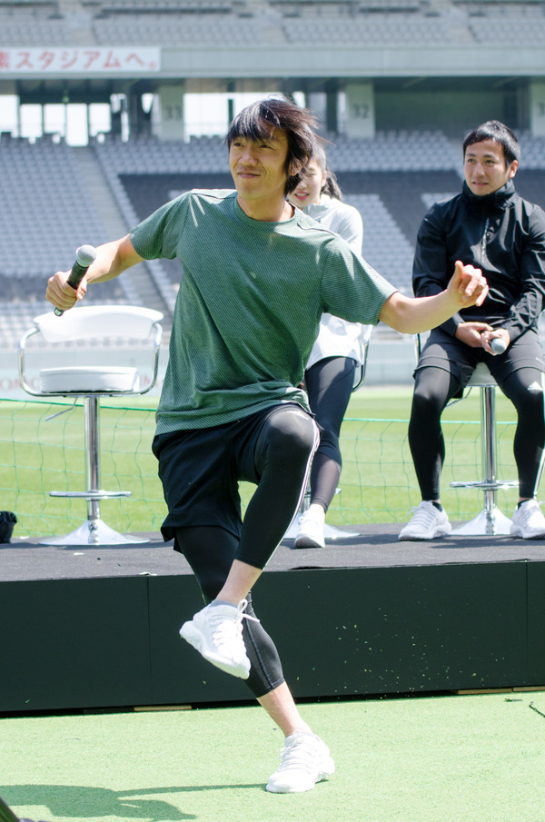 アディダスの『YOUNG ATHLETES CHALLENGE』に登壇した中村俊輔（2017年4月3日）
