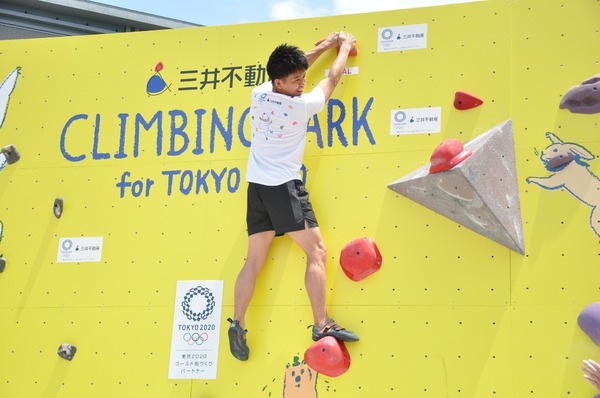 野口啓代（あきよ）選手、野中生萌（みほう）選手と、元・陸上十種競技選手武井壮さんが、ららぽーと豊洲にて5月18日～21日の4日間開催される「三井不動産クライミングパーク for TOKYO2020」オープニングイベントに登壇した。