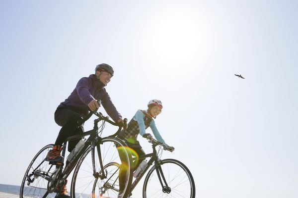 元五輪代表の田代恭崇がサイクリングの魅力を発信するリンケージサイクリングを設立し、クラブハウスを片瀬江ノ島に4月13日（日）にオープン。レンタル自転車はもとより、体験サイクリングやパーソナルコーチングも。