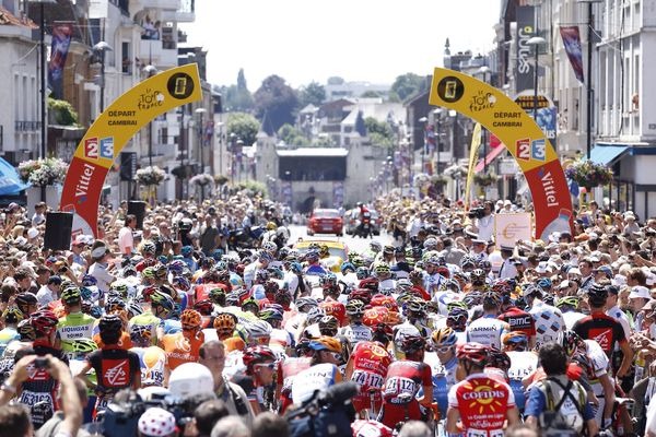 　ツール・ド・フランスは7月7日、カンブレ～ランス間の153.5kmでツール・ド・フランス第4ステージが行われ、アレッサンドロ・ペタッキ（36＝イタリア、ランプレ・ファルネーゼ）が第1ステージに続いて優勝。大会通算6勝目を挙げた。