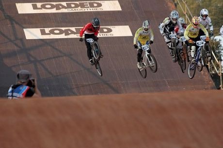 　南アフリカのピーターマリッツバーグで7月29日に開幕したBMX世界選手権は、8月1日に最終日を迎え、24インチクルーザー・チャンピオンシップのジュニアエリート男子で三瓶貴公が6位になった。