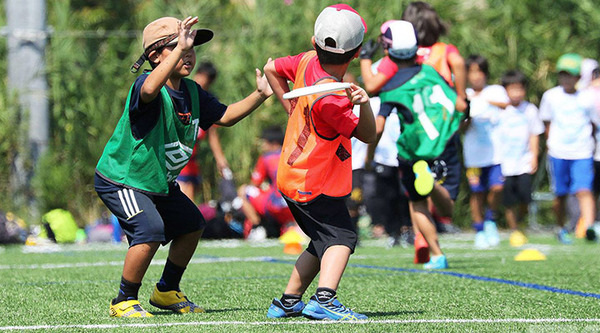 子供向け運動神経向上プログラム「フライングディスク教室」開催