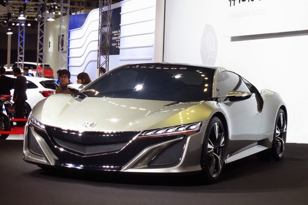 ホンダ NSX コンセプト（福岡モーターショー14）