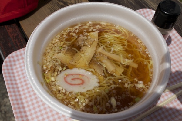 ７合目でのラーメン、これがおいしい！！