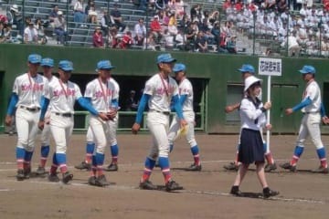 春季高校野球埼玉大会では準優勝に終わった花咲徳栄の選手たち【写真：河野正】