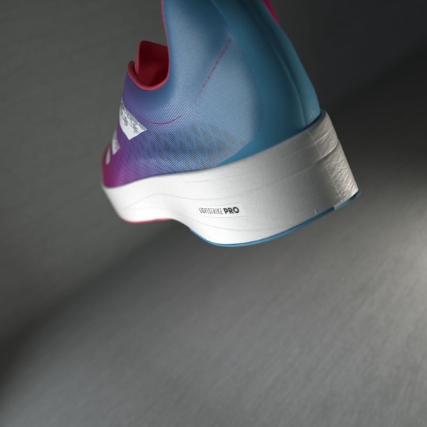 アディダス、5本指カーボン搭載ランニングシューズ「adizero adios Pro」新色発売