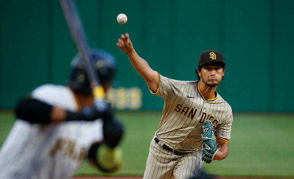 【MLB】冴えたフォーシーム　ダルビッシュ有、エースの仕事ぶりで今季初勝利