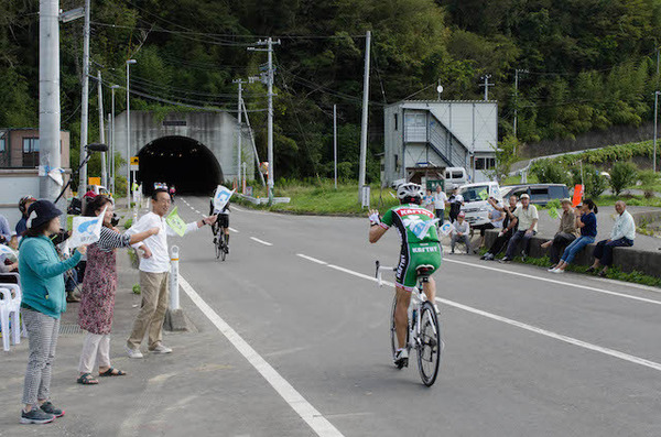 沿道の応援が優しいです（ツール・ド・東北14）