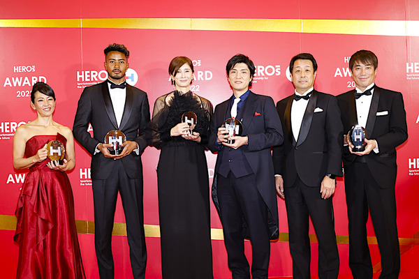 【HEROs AWARD 2022】受賞は川崎フロンターレ、鈴木武蔵、堀由美恵、益子直美　「夢や希望、自信を持たせてくれる」