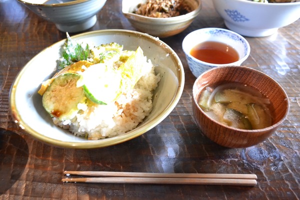 絶品！古民家で味わう自然農法の天丼