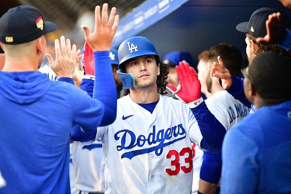 【MLB】大谷翔平との共闘「待ちきれない」  ドジャース屈指のイケメン外野手ジェームズ・アウトマンを公式データで読み解く