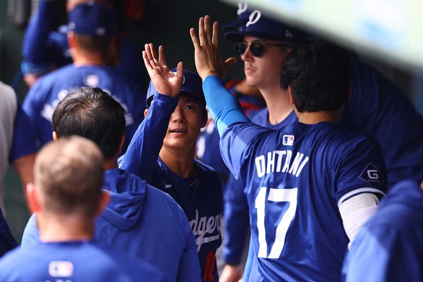 【MLB】大谷翔平と山本由伸の同時出場に「ファン絶叫」と米メディア　ド軍同僚からは「メンバー表を保存しておきたい」という声も