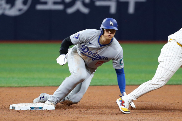 【MLB】大谷翔平、初適時打後に生まれた歓喜の“ヘルメットこつん”　「信じられないスイング」と公式も感嘆