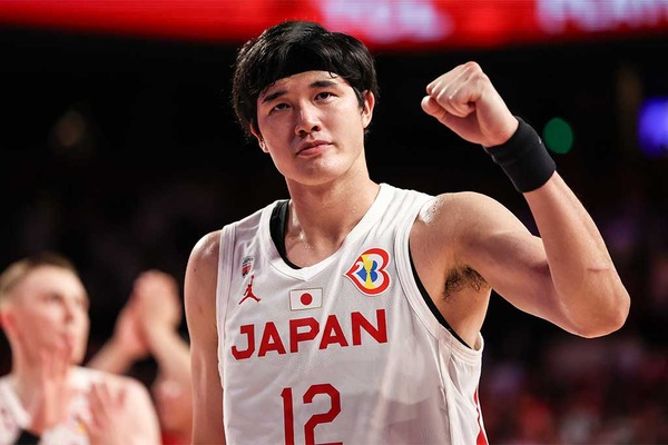 Bリーグ入り表明の渡邊雄太、気になる所属先は……　“指名”した富樫勇樹と共闘か、対戦か　争奪戦が展開