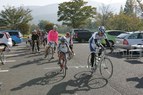 　国内外で開催される自転車レースやイベントなどの日程を掲載した「大会・イベントカレンダー」が最新版に更新されました。海外の主要大会の日程や国内の注目大会も掲載されています。
　各イベントの内容（カテゴリー）、開催日や開催地、募集期間などがひと目で分か