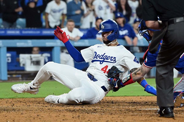 【MLB】ドジャース新人パヘス、三塁コーチの制止を振り切り本塁憤死　米記者「言い訳は許されない」と暴走にダメ出し