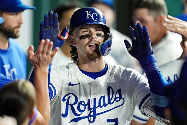 【MLB】「どうやって打ったんだ」公式驚愕、ウィットJr.が球団記録更新の“悪球打ち”本塁打　ジャッジとの首位打者争い激化