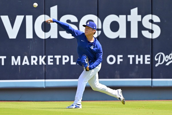 【MLB】山本由伸、“風変り”な練習風景に公式Xが注目　「非常に興味深いルーティン」