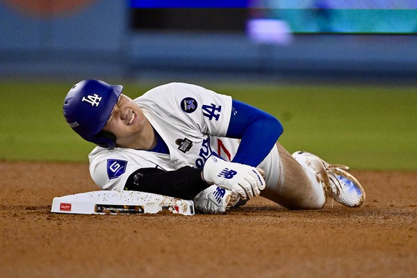 【MLB】「2025年への影響は……」大谷翔平、左肩手術後の来シーズンを米記者が展望　“不吉な前例”と期待の声「さらに危険な存在となる」