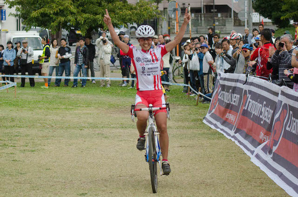 宮内が女子の初代チャンピオンに（ジャパンカップシクロクロス14)