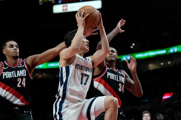 【NBA】「オーラが基準なら新人王」河村勇輝の“スター性”に、現地メディアも衝撃　敵地ファンの盛り上がりは「NBA決勝戦のようだ」