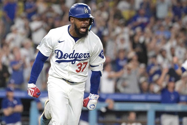 【MLB】T・ヘルナンデスとの再契約に弱気か　ド軍幹部「彼が戻って来るか分からない」　米メディアは「自信がないように聞こえる」と指摘
