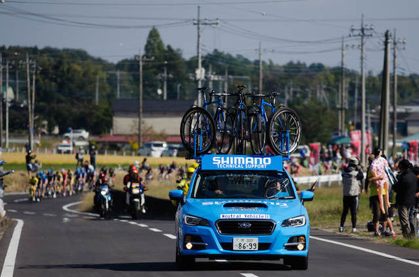 シマノのサポートカー（ジャパンカップ14）