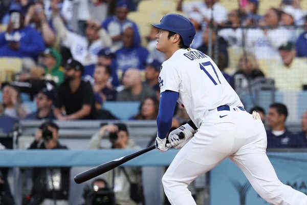 【MLB】大谷翔平、4試合ぶり“174キロ”先制13号アーチ　米記者興奮の一打「15本目の先頭打者弾だ」