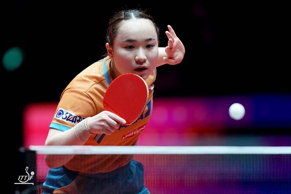 伊藤美誠が変幻自在のプレーでプエルトリコ選手を圧倒　メダル獲得も期待の24歳がストレート完勝で2回戦へ【世界卓球2025】
