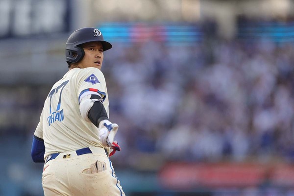 【MLB】「ショウヘイの今夜2本目」大谷翔平、右中間へ驚愕の“163キロ25号”　今季3度目マルチ本塁打に公式脱帽