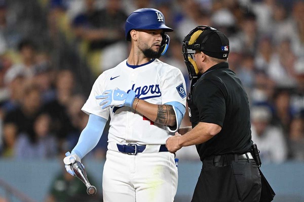 【MLB】サイン盗みを疑ったパドレスが報復？　ド軍パヘス、自身への死球は故意だったと確信「あんなコントロールミスはあり得ない」