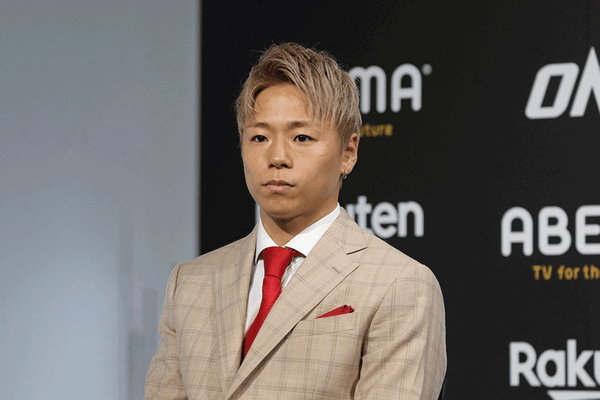 武尊「選手達で変えていこう」告発投稿を平本蓮がリポスト　K-1反乱軍レオナは「必ずいい方向に変えます！」と“変革”誓う