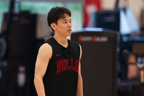 【NBA】河村勇輝の挑戦を現地メディアが特集「最高レベルのプレーメイカー」　期待される八村塁に続く定着「日本のバスケファンにとって……」