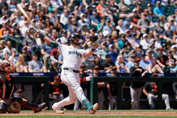 【MLB】ローリーはMVP候補、敏腕記者が前言撤回「どうせジャッジかと……俺が間抜けだった」　WC枠争うマリナーズに積極補強を提言