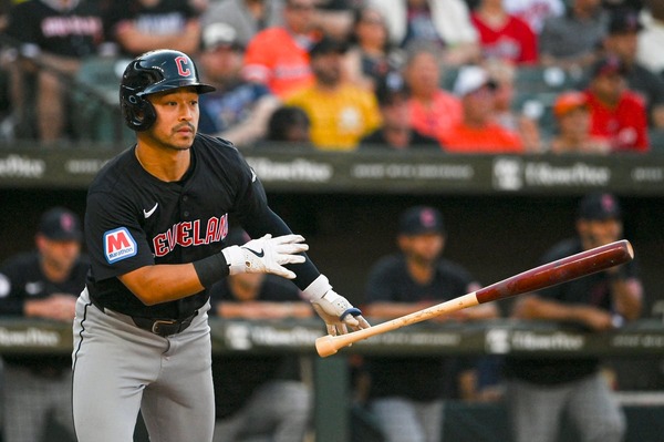 【MLB】ドジャースも争奪戦から撤退 “安打製造機”クワンはなぜ残留となったのか？ 米メディア「ガーディアンズの要求が……」と見解