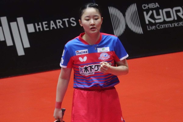 張本美和、初出場で観客魅了の17歳が1勝目に安堵の声　述べた新チームへの想いと課した“全勝ノルマ”【Tリーグ】