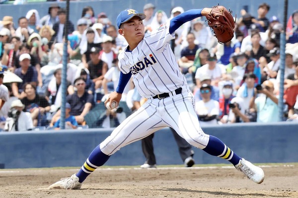 健大高崎の最速158キロ右腕、石垣元気は複数球団が1位指名か　ヤンキースらが関心も……NPB一本に絞る【プロ野球ドラフト会議2025】
