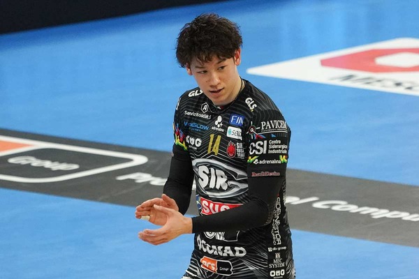 石川祐希を称賛「日本人アタッカーがセットを締め括った」　古巣パドヴァ戦6得点で開幕3連勝に貢献、ペルージャは単独首位に